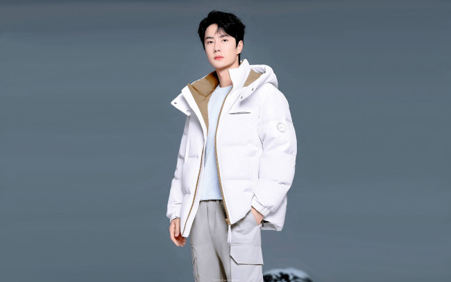 Обои картинки фото мужчины, wang yi bo, актер, куртка