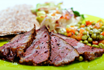 Картинка еда мясные блюда ветчина специи гарнир