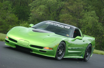 Картинка автомобили corvette bad