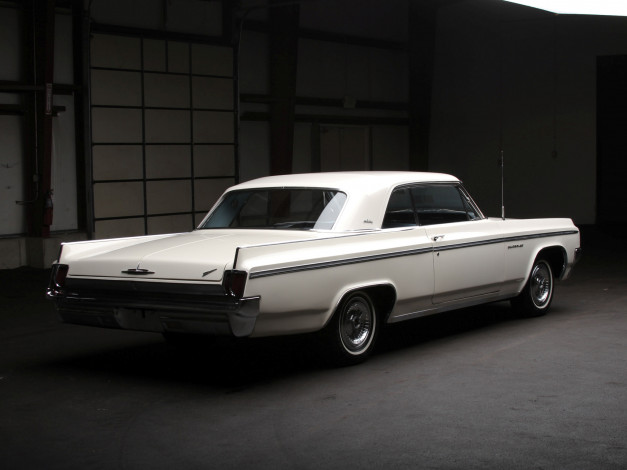 Обои картинки фото oldsmobile super 88 2-door holiday hardtop, автомобили, oldsmobile