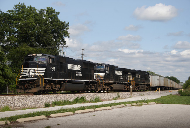 Обои картинки фото техника, поезда, рельсы, локомотив