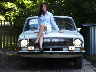 Картинка автомобили -авто+с+девушками газ