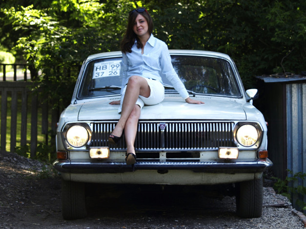 Обои картинки фото автомобили, -авто с девушками, газ