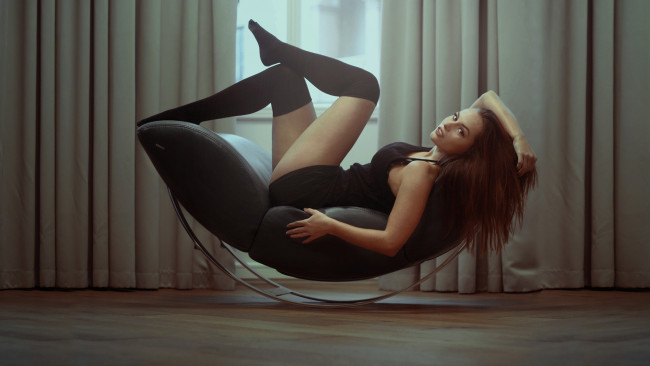 Обои картинки фото девушка, девушки, -unsort , брюнетки, темноволосые, модель