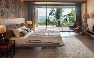 Картинка интерьер спальня кровать торшер лампа