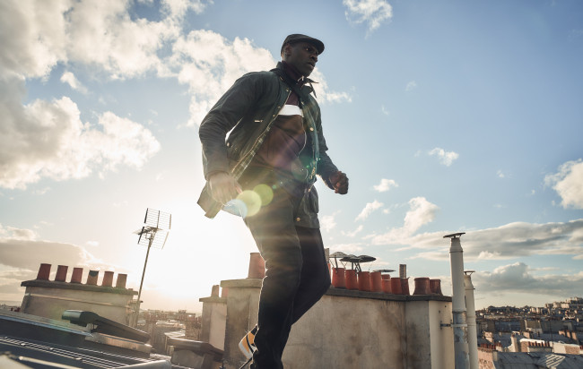 Обои картинки фото lupin , сериал 2021 – , кино фильмы, -unknown , другое, lupin, сериал, два, сезона, криминал, детектив, драма, боевик, omar, sy, assane, diop, netflix