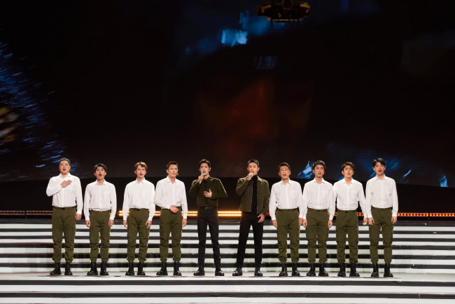 Обои картинки фото разное, знаменитости, актеры, песня, кадры