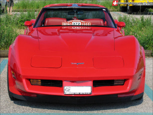 Картинка chevrolet corvette c4 автомобили выставки уличные фото