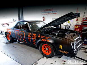 Картинка автомобили выставки уличные фото