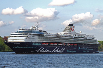 Картинка корабли лайнеры круиз лайнер