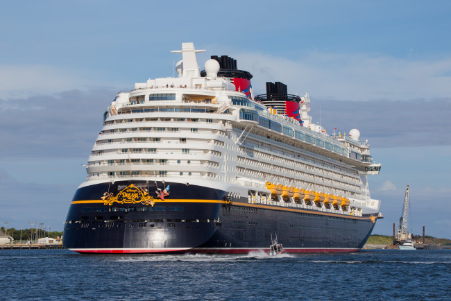 Обои картинки фото disney dream, корабли, лайнеры, круиз, лайнер