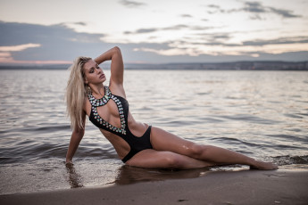 обоя девушка, девушки, -unsort , блондинки,  светловолосые, модель