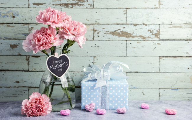 Обои картинки фото праздничные, день матери, день, матери, подарок