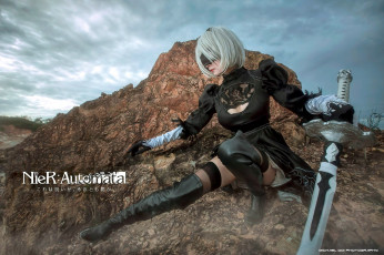 Картинка девушки -+креатив +косплей 2в андроид девушка оружие