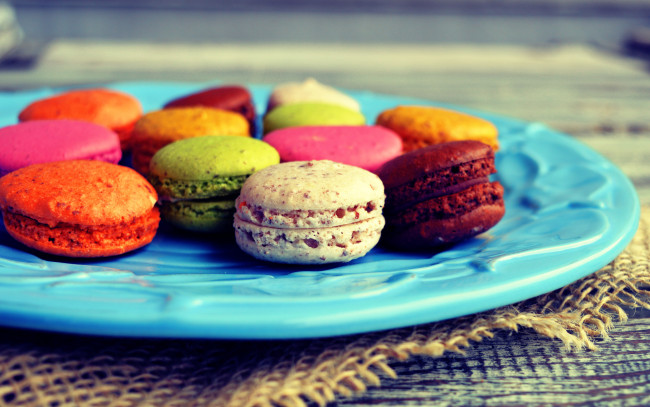 Обои картинки фото еда, макаруны, лакомство, ассорти