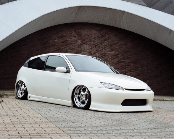 Обои картинки фото ford, focus, hatchback, автомобили