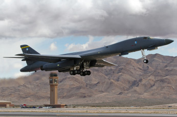 Картинка авиация боевые+самолёты бомбардировщик