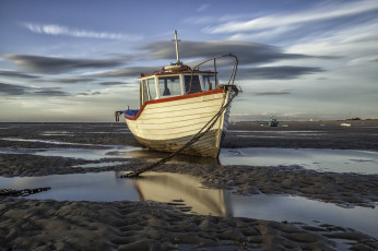 Картинка корабли баркасы+ +буксиры отлив судно океан