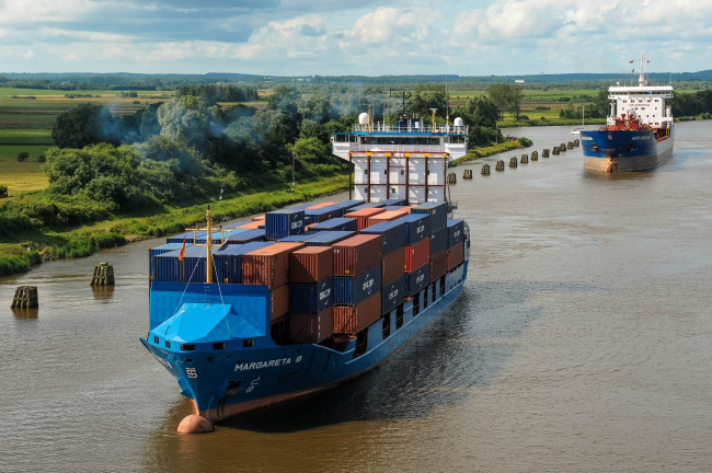 Обои картинки фото margareta b, корабли, грузовые суда, контейнеровоз