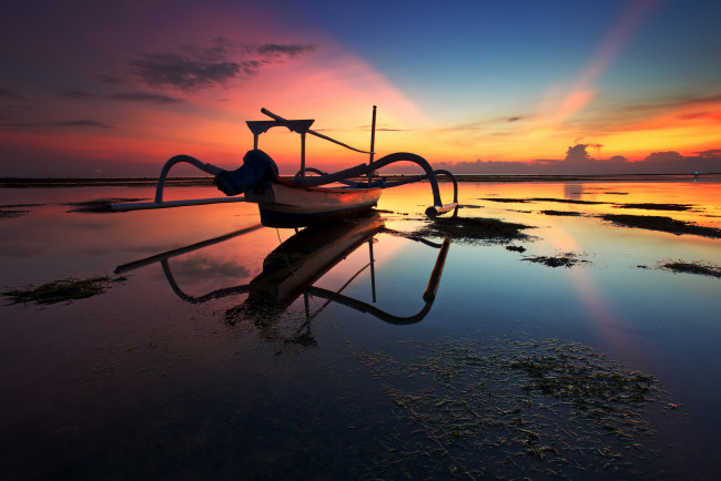 Обои картинки фото корабли, лодки,  шлюпки, балансиры, каноэ, отлив