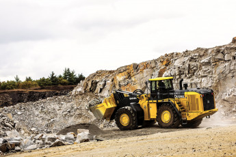 Картинка техника фронтальные+погрузчики john deere