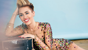 обоя музыка, miley cyrus, улыбка