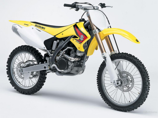 Обои картинки фото мотоциклы, suzuki