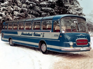 Картинка автомобили автобусы