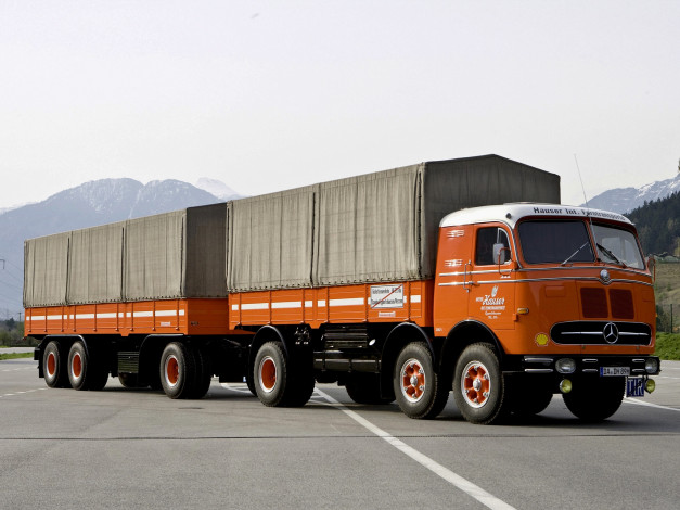 Обои картинки фото автомобили, mercedes, trucks