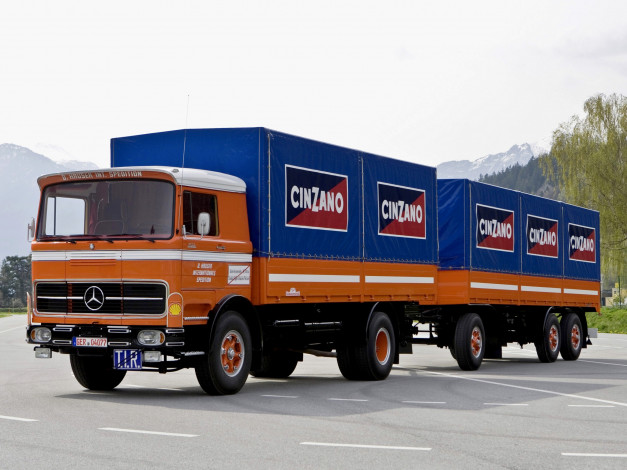 Обои картинки фото автомобили, mercedes, trucks