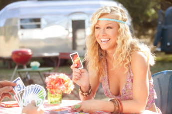 Картинка Nikki+Leigh девушки карты игра настроение