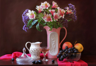 Картинка еда натюрморт яблоки виноград альстромерия