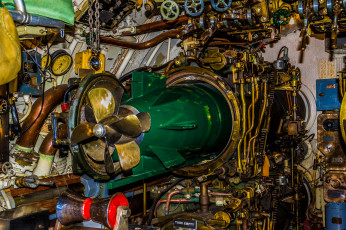 Картинка оружие ракеты торпеды подлодка отсек торпеда