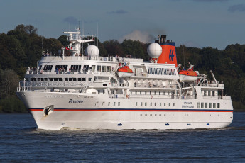 Картинка корабли лайнеры лайнер круиз