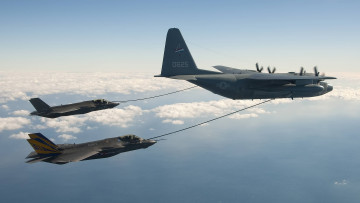 Картинка lockheed+martin+f-35+lightning+ii lockheed+c-130+hercules авиация боевые+самолёты lockheed c-130 hercules военная martin f-35 lightning ii дозаправка в воздухе wallhaven истребитель