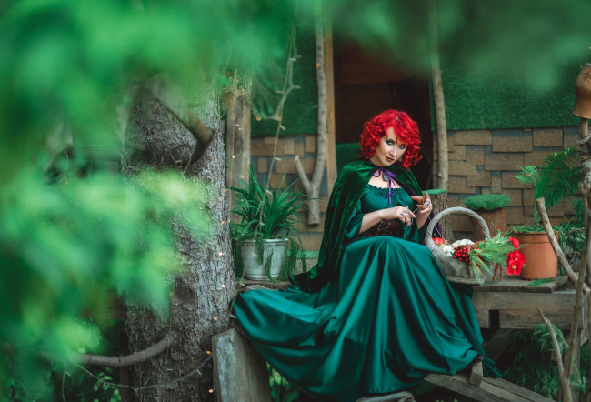 Обои картинки фото бестия, девушки, - креатив,  косплей, девушка, женщина, разноцветная, сексуальная, модель, звезда, позирует, разная, обувь, верхняя, стильная, одежда, нижнее, эротическое, бельё, трусы, лифчик, аксессуары, макияж, колготки, чулки, и, множество, элементов, на, фотографии