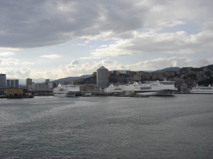 Картинка genova корабли порты причалы