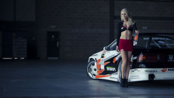 Картинка автомобили авто девушками блондинка