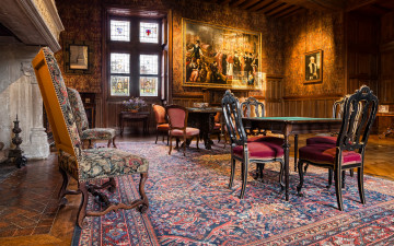 Картинка azay-le-rideau +france интерьер гостиная ковер кресла стулья стол зал картины