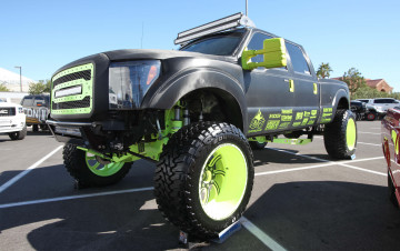 Картинка автомобили выставки+и+уличные+фото truck custom