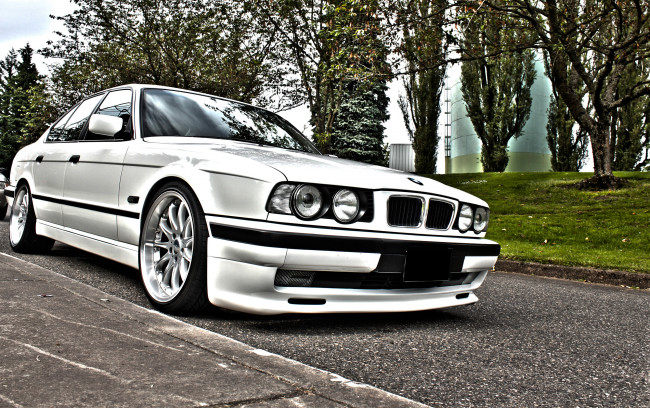 Обои картинки фото автомобили, выставки и уличные фото, bmw