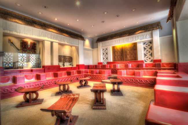 Обои картинки фото african heritage room, интерьер, убранство,  роспись храма, комната, собор