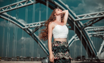 Картинка девушки -unsort+ рыжеволосые+и+другие топ юбка мост