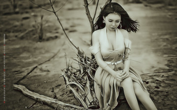 Картинка календари компьютерный+дизайн растение сидеть девушка азиатка