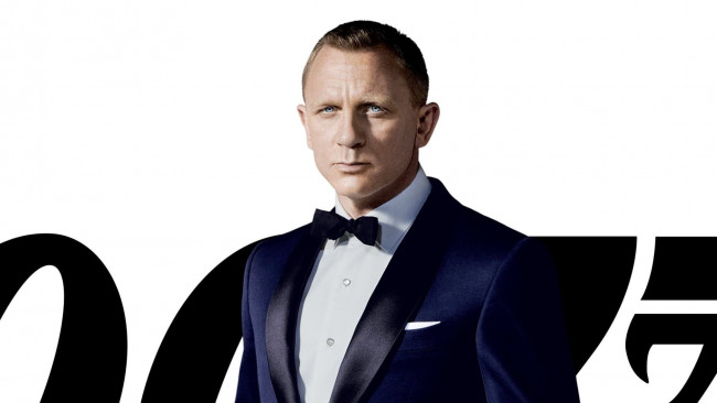 Обои картинки фото кино фильмы, 007,  skyfall, костюм, джеймс, бонд