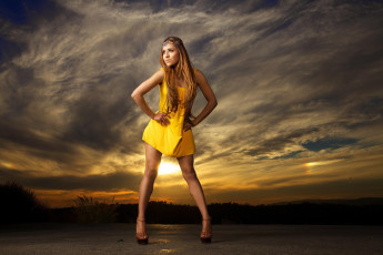 Картинка девушка+в+желтом+белье девушки -+брюнетки +шатенки девушка красивая супер секси няша нежная классная модница лапочка мадам brenda jaime