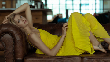 Картинка девушка+в+желтом+белье девушки -+блондинки +светловолосые девушка красивая супер секси няша нежная классная модница лапочка мадам lydia