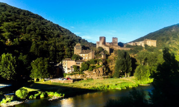 Картинка chateau+de+brousse города замки+франции chateau de brousse