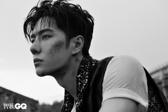 Картинка мужчины wang+yi+bo актер певец танцор жилет лицо