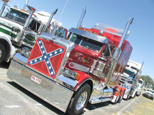 Картинка автомобили peterbilt